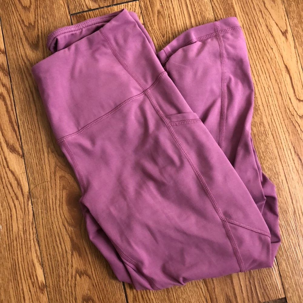 Yogalicious Capris with pockets